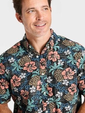 Goodfellow & Co Black Pineapple Floral Short-Sleeve Button-Down Shirt